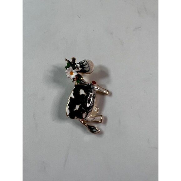 Cow W/ Flower & Heart Pin/Brooch. Black, White, Red. Size 2" x 1 1/2". - Picture 4 of 6